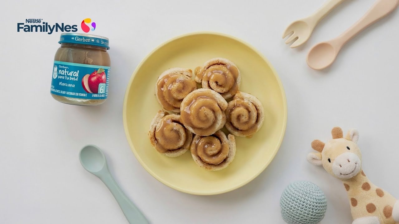 Mini roles de canela con glaseado de manzana